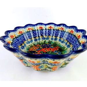 UNIKAT Hope Springs Eternal Floral Bouquet Polish Pottery Scalloped Bowl Dish